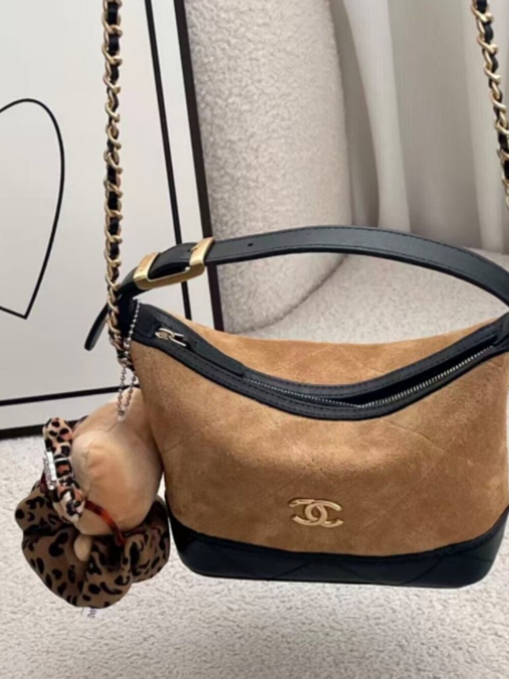 Classic CHANEL   bag: A Stylish and Versatile Choice for Elegance